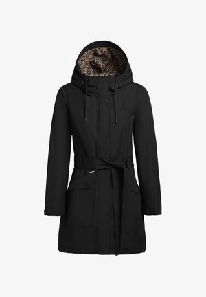 Črn nepremočljiv plašč z kapuco in podlogo v leopardjem vzorcu, z naramnicami in dvema sprednjima žepoma. Teksturovana tkanina s pokrovi na pritisk.