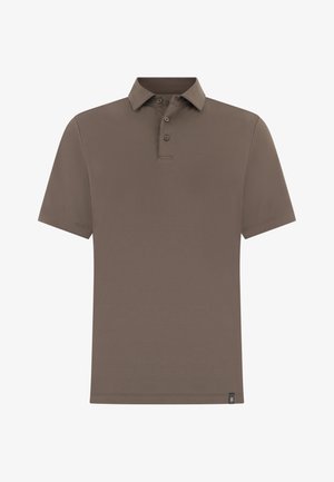 Braunes Polohemd mit kurzen Ärmeln, dreiknöpfiger Blende und kleinem schwarzem Etikett am unteren linken Saum.