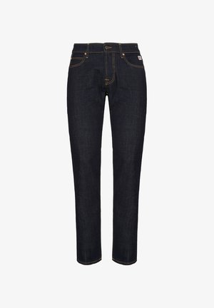 Jeans blu scuro a gamba dritta con tasche frontali, chiusura con bottoni e cuciture arancioni su sfondo bianco.