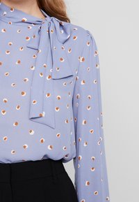mint&berry Bluse - blue