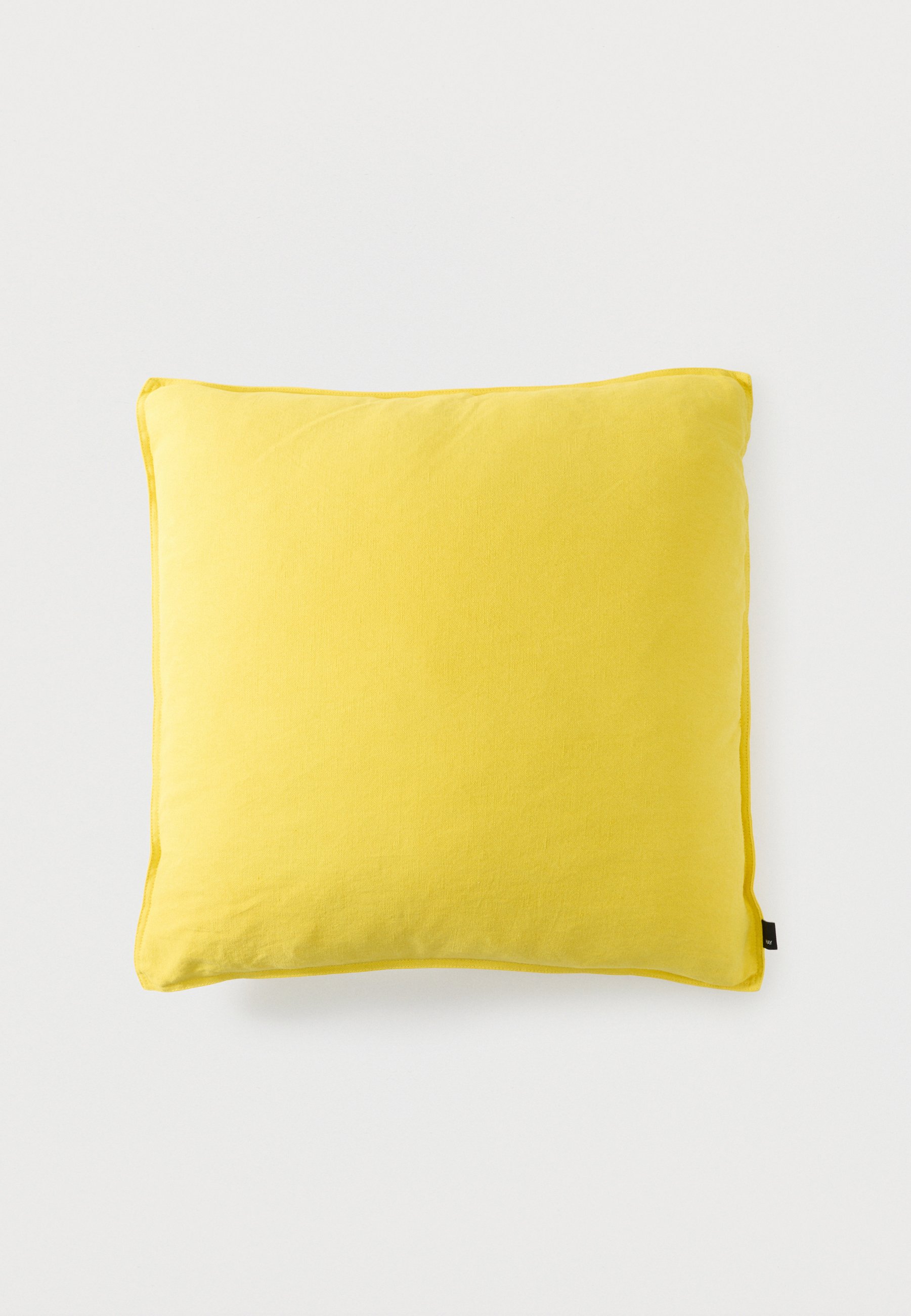 Hay CUSHION - Scatter cushion - lemon yellow/yellow - Zalando.co.uk
