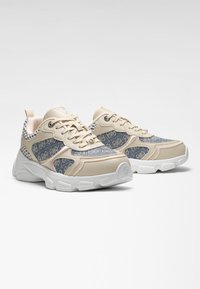 Guess INDYE LOGO LAUFSCHUHE - Baskets basses - creme