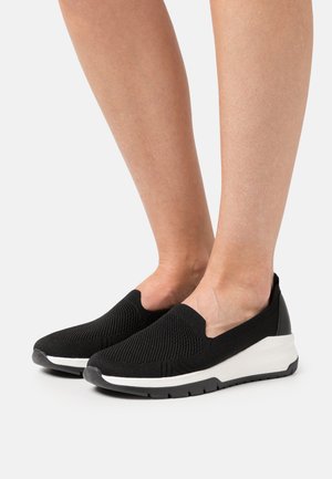 Jana Slip-ons - black
