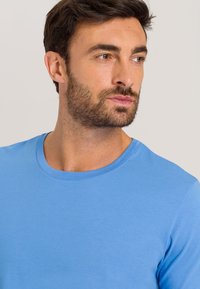 Hanro LIVING  1/2 ARM - Tílko - sailing blue