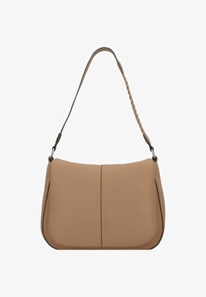 Beige bőr válltáska sima textúrával, ívelt sziluettel, fonott pánt részletekkel és diszkrét varrott díszítéssel.