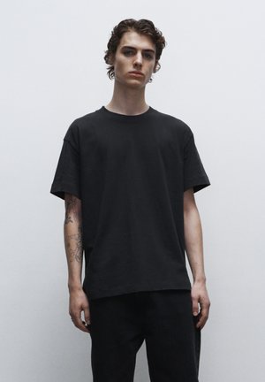 Henry Tiger TRUE BLANKS - CONTEMPORARY BOXY - T-shirt basic - black