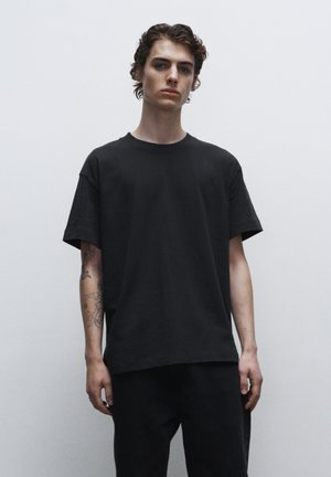 Henry Tiger CONTEMPORARY BOXY - T-shirts basic - black