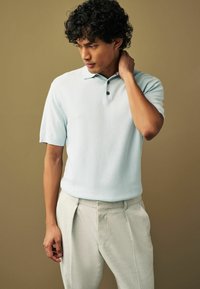 Next REGULAR FIT jasnoniebieski