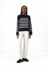 Pieces PCLINE O NECK - Pulover - maritime blue