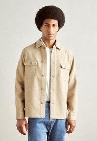 Lindbergh TEXTURED OVERSHIRT - Light jacket - stone