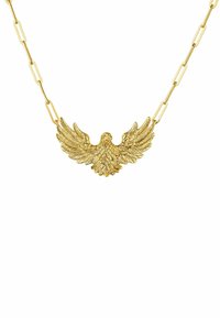 Collar de oro con un colgante de águila detallado y alas extendidas, sostenido por una cadena de eslabones rectangulares.
