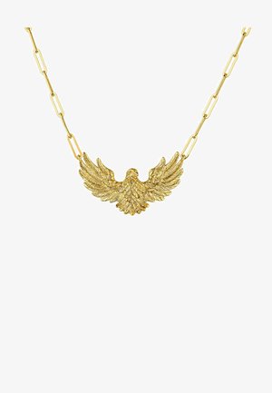 Collar de oro con un colgante de águila detallado y alas extendidas, sostenido por una cadena de eslabones rectangulares.