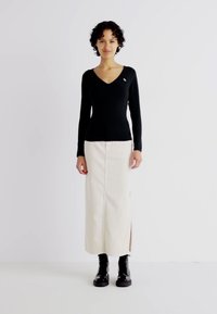 Abercrombie & Fitch CLOUD ICON VNECK - Topper langermet - black beauty