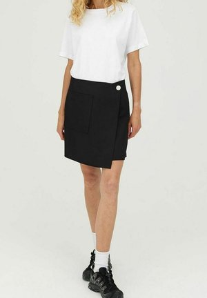 A-Linien-Rock - black