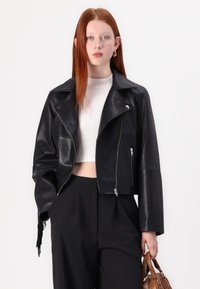 YAS YASVALETTA FRINGE JACKET - Usnjena jakna - black