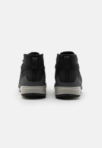 Thumbnail Image 3