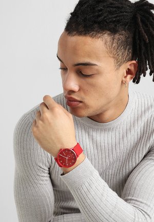 AAREN - Watch - rot