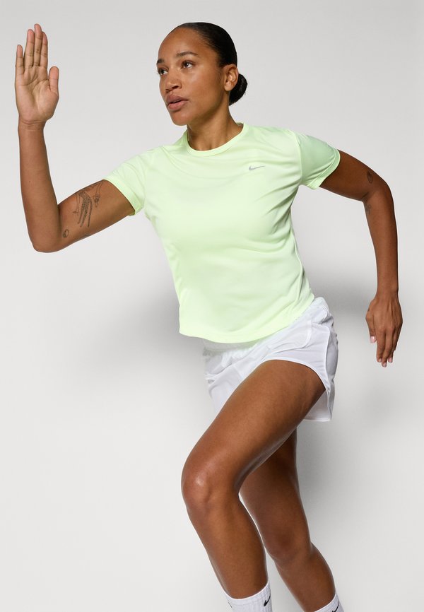 TEMPO TOP - Sports T-shirt - barely volt2