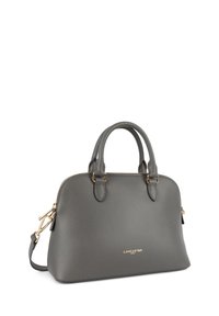 Borsa a tracolla in pelle grigia con texture, manici doppi, chiusura a zip e hardware in tonalità oro. Presenta una cintura a spalla rimovibile.