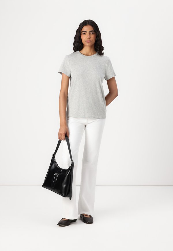 FAV CREW SOLID - Basic T-shirt2