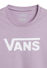 Vans GR FLYING CREW - Camiseta estampada - lavender mist