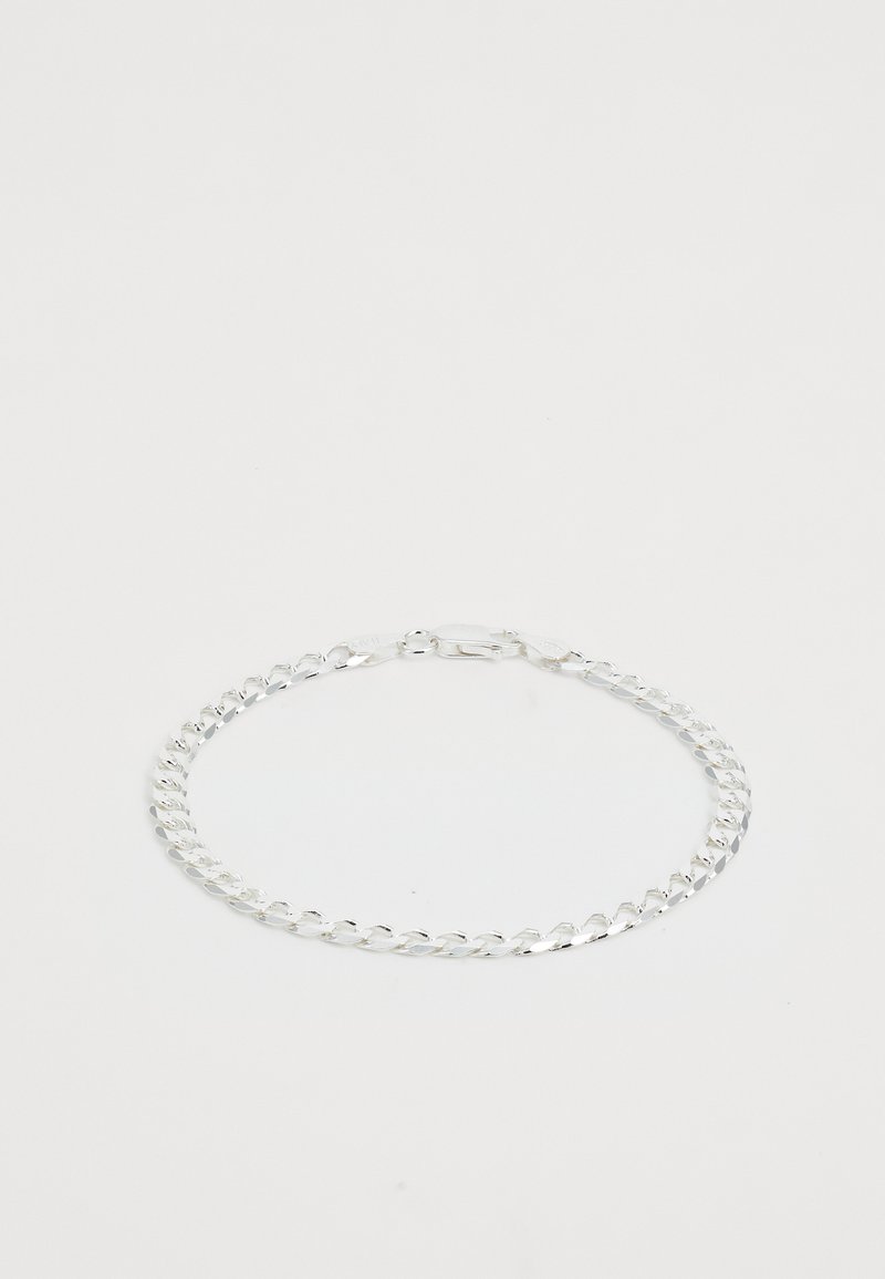 Bracciale in argento, caratterizzato da maglie attorcigliate con una superficie liscia. Chiusura a gancio visibile, creando un anello continuo.