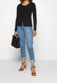 Vero Moda Tall Kofta - black