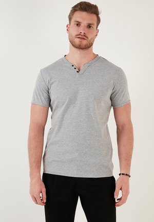 V-NECK  - T-paita - grey melange