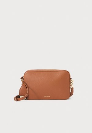TEBE - Handtasche - cognac