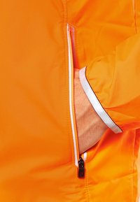 Under Armour Löparjacka - orange
