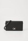 LOCK MINI CHAIN BAG - Cross body bag - black
