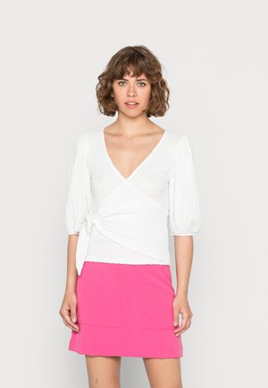 Blusa - white light