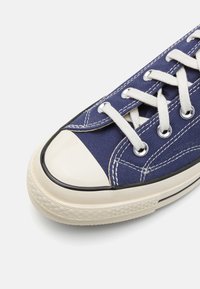 Converse Trainers - royal blue