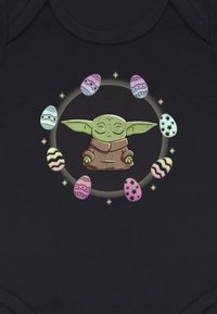 Star Wars THE MANDALORIAN EGGING AROUND czarny