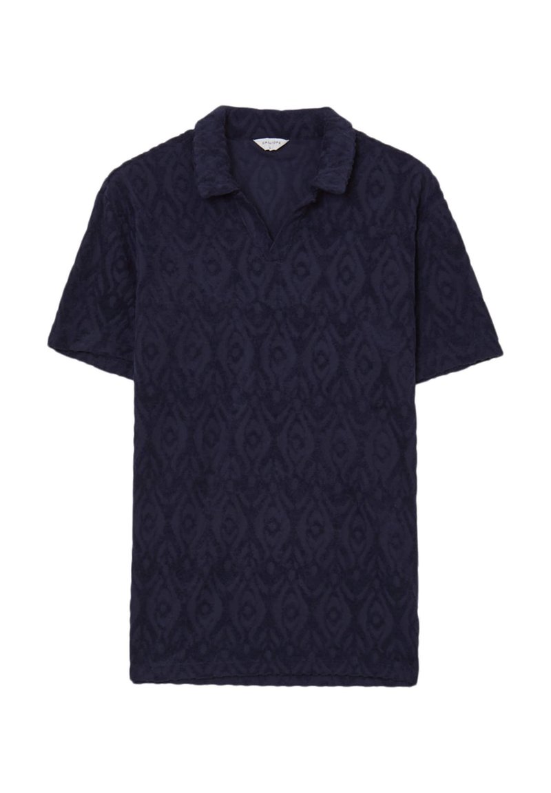 Polo shirt navy a maniche corte in tessuto strutturato, con colletto e un motivo sottile di forme a diamante su tutto il materiale.