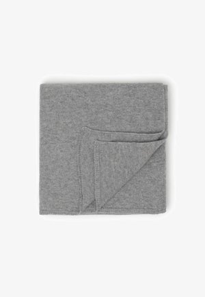 Grauene Woll-Decke mit einer weichen, strukturierten Oberfläche und einer gefalteten Ecke. Die Ränder sind ordentlich genäht, was die Haltbarkeit erhöht.