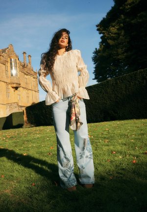 Next, NATIONAL TRUST X CROSS STITCH EMBROIDERY LEG - Straight leg jeans - mid blue denim