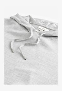 Unselected, light grey