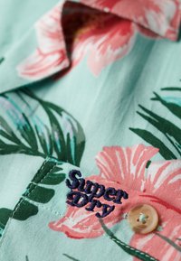 Non sélectionné, luna rose mint