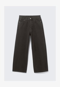 Vybráno, tuned black