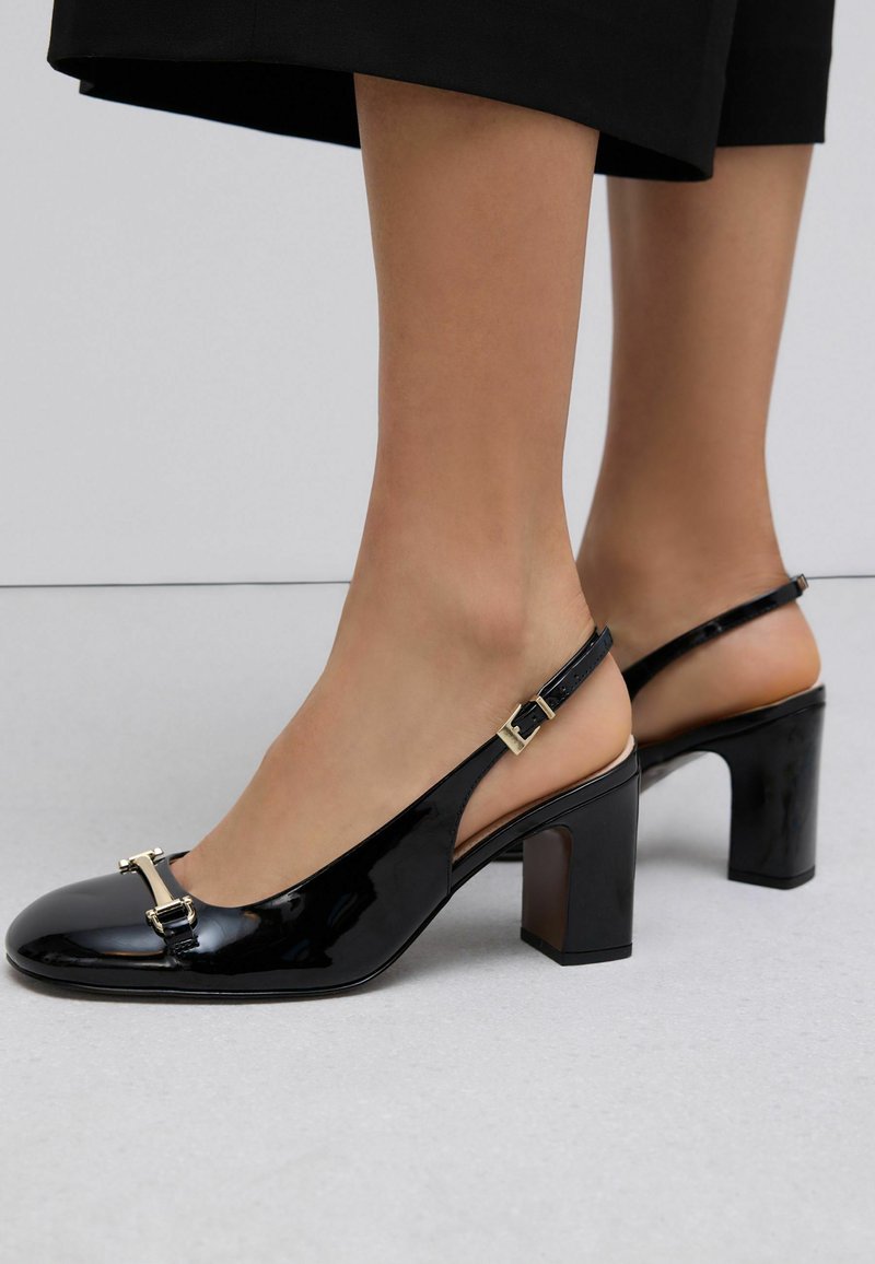 Escarpins Noirs Vernis Steven By Steve Madden - Bout Ouvert (peep Toe) - Taille 38 EU (8 US) - Neufs Sans étiquette