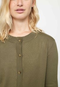 Soft Rebels MARLA - Vesta na kopčanje -  burnt olive