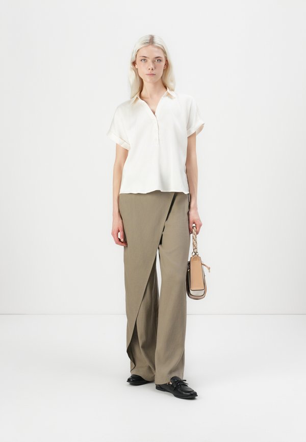 VIENNA RAVENNA NOOS - Blouse - cloud dancer2