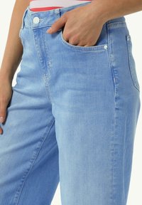 comma casual identity - Jeansy Dzwony