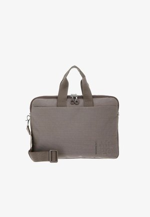 Sacoche d'ordinateur portable en textile gris avec deux poignées supérieures et une bandoulière amovible. Dispose d'une fermeture zippée et d'un détail de marquage en relief.