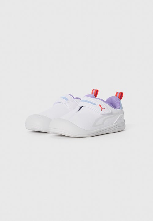 PUMA KITTEN UNISEX - Road running shoes - white — foto 2