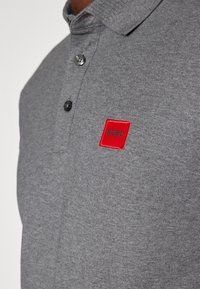 HUGO DERESO - Poloskjorter - medium grey