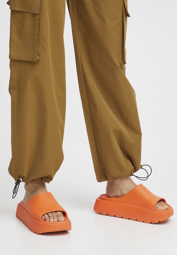 JCFIA - Cargo trousers - plantation2