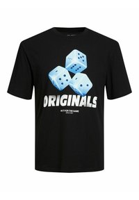 Svart bomullst-shirt med ett motiv av tre blå tärningar och texten "ORIGINALS" i vitt. Korta ärmar och en standard passform.