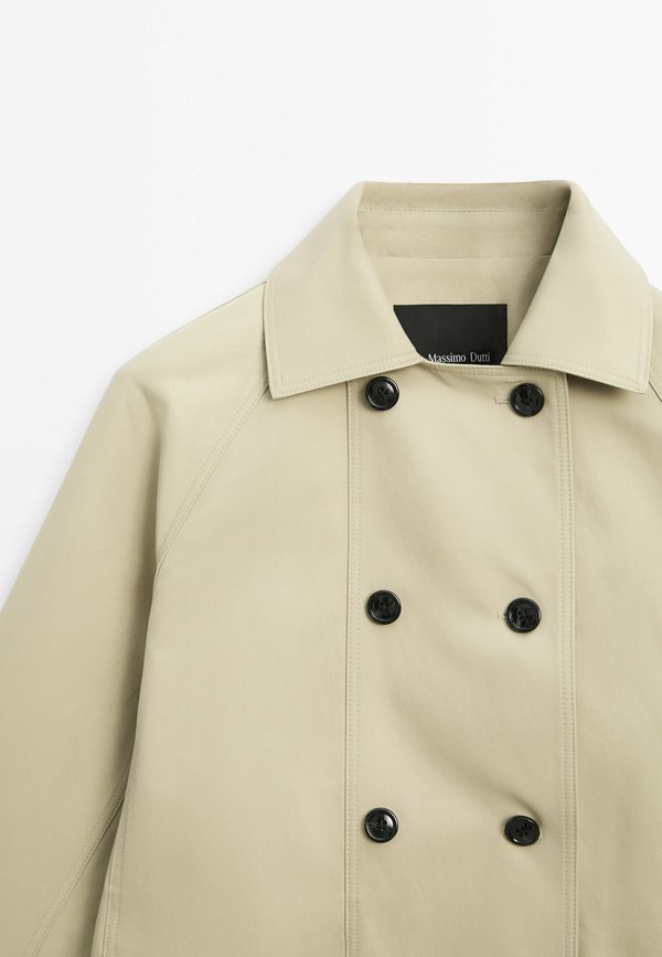 Trenchcoat - BEIGE2